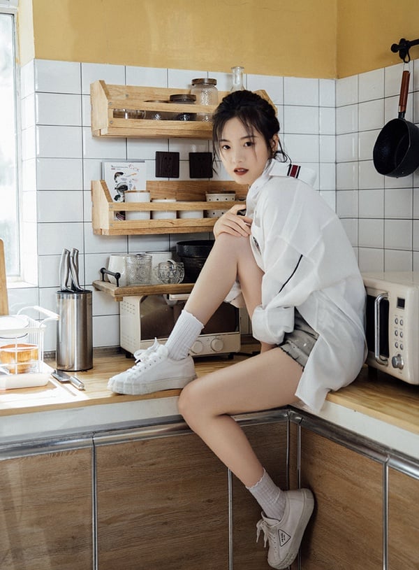 古裝劇《雪中悍刀行》美人古裝vs時裝1：李庚希 飾演 姜泥