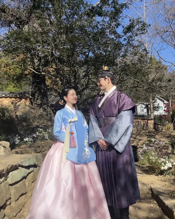 「結局超驚豔」的韓劇!《衣袖紅鑲邊》結局被讚「龍頭神尾」,IU《德魯納》這幕太出色