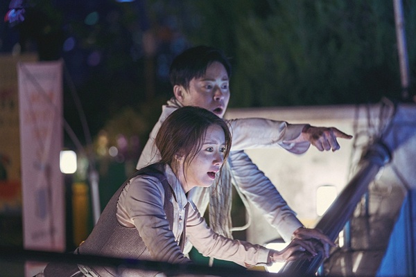 《衣袖紅鑲邊》李俊昊熬12年翻紅!韓網熱議「偶像轉型演員」代表作,IU、任時完都入榜