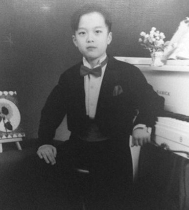 韓劇男星舊照對比！《衣袖紅鑲邊》李俊昊現在帥好多，《那年我們》崔宇植都沒變！