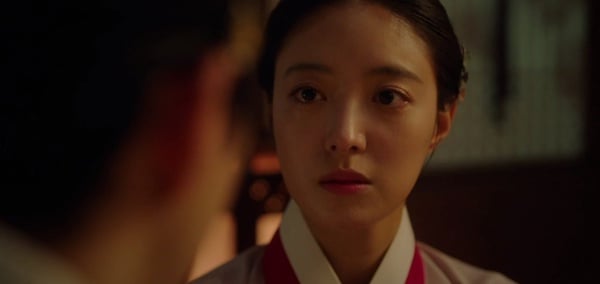 原本真是19禁！《衣袖紅鑲邊》「祘親吻她紋身」圓房戲被刪光，《鬼怪》孔劉超慾吻戲也不完整