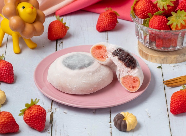 Mister Donut 草莓季甜甜圈來了，首推「大福波堤」，Q彈大福＋草莓醬太讚，再享買6送3