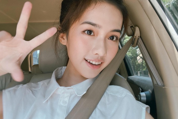 5點認識《華燈初上2》何思靜！廣告女王、輔大校花出身，堪稱「高中生女主」專業戶