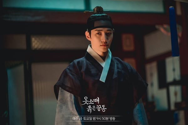 《衣袖紅鑲邊》歷史上的李祘！德任死後他怎麼過？娶小18歲綏嬪，一生努力治國卻被大妃毒死？