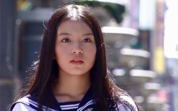 《華燈》6女星年輕舊照！楊謹華造型太衝擊，林心如出道27年都沒變，郭雪芙20歲長這樣