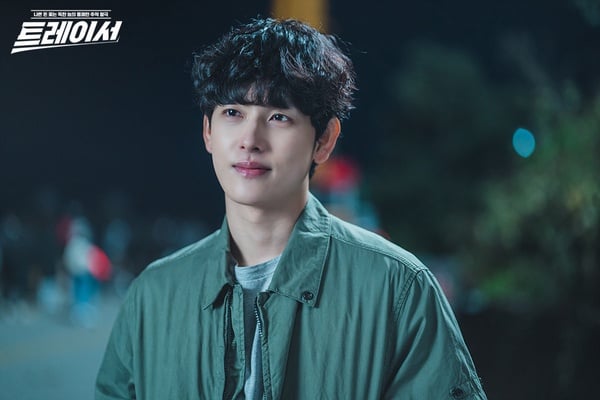 1月熱播韓劇話題度TOP10：《Bad and Crazy》3.72%