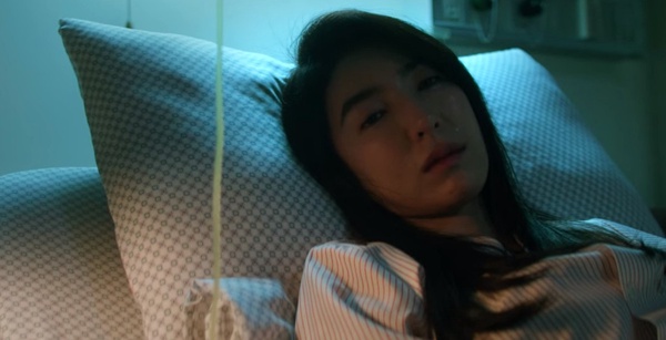 Netflix《華燈初上2》蘇慶儀羅雨儂為何反目?「我想要的,你總能輕易丟掉」蘇的嫉妒都源於深深自卑