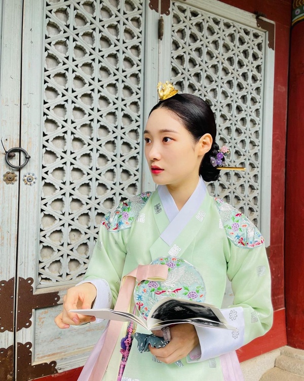 陸星材退伍後首部新作！合作《戀慕》世子妃鄭彩娟，漫改劇《金湯匙》2022下半年播出！