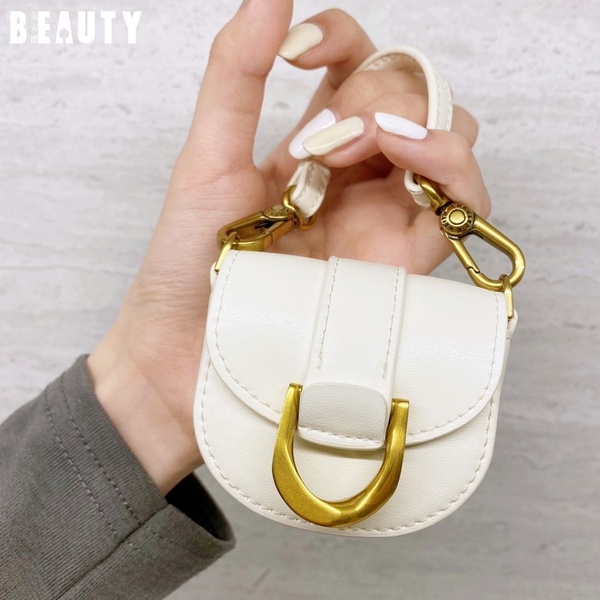 CELINE 鉤花AIRPODS PRO BALL，NT.34000