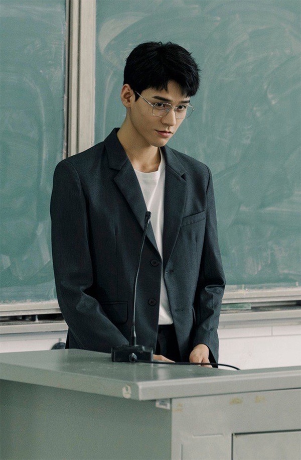 熱播陸劇「角色指數榜」TOP 9：龔俊 飾演《沉睡花園》林深