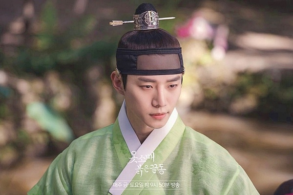 崔宇植、李俊昊熬10年翻紅！韓網熱議星路不順的演員，劉寅娜大齡出道、這位主演都崩了