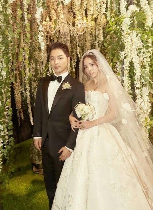 韓星「世紀婚禮」！朴信惠結婚穿百萬婚紗&amp;amp;宋仲基宋慧喬婚禮花1億，全智賢花20億最貴！