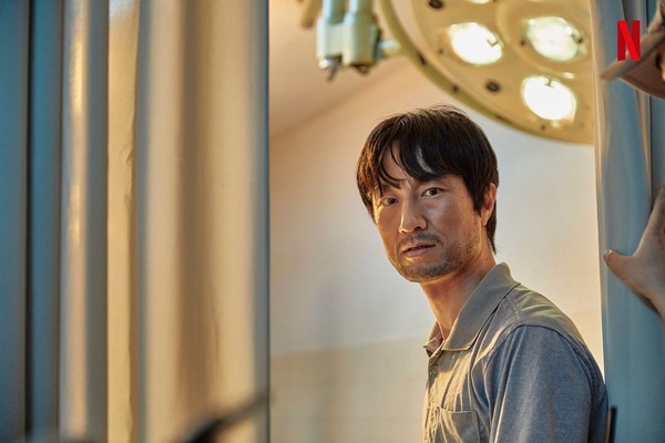 Netflix《殭屍校園》5大看點！19禁喪屍場面、集結新生代主演群，血腥驚悚程度超到位！
