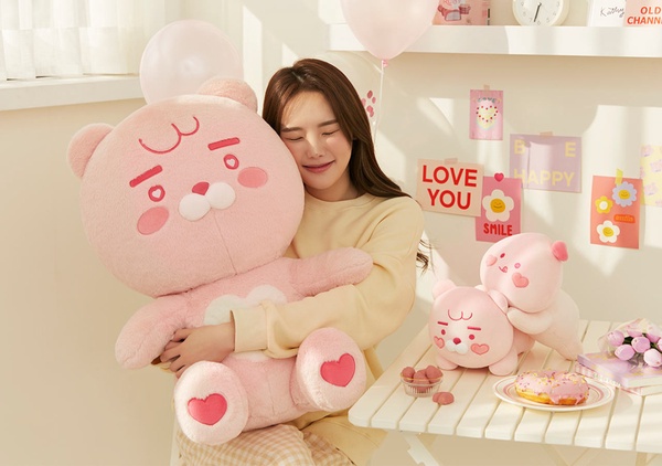 KakaoFriends「粉紅萊恩系列」夢幻登場！（右滑看更多圖片>>）