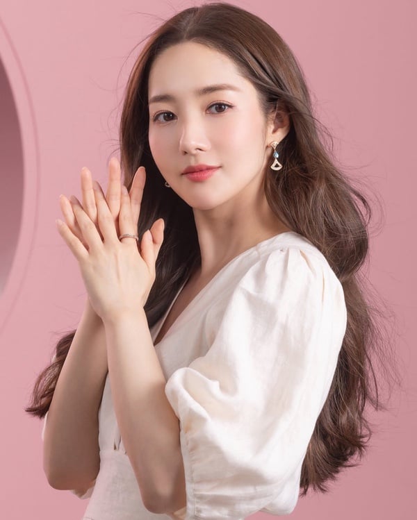 日網票選「35～44歲最美韓國女演員」TOP10！孫藝珍網推第一，全智賢、朴敏英都上榜！