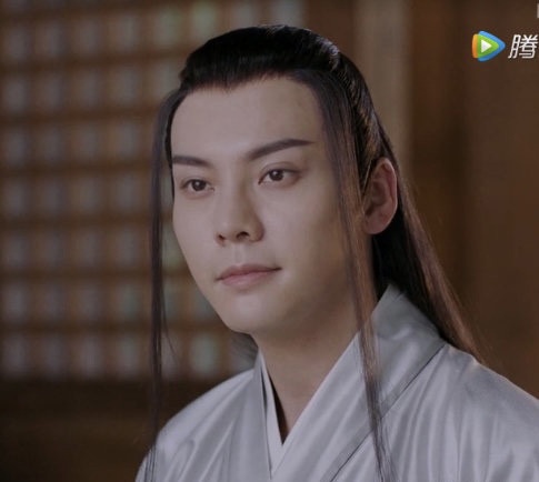 9位「古裝被嫌胖」陸劇演員！李易峰《鏡雙城》變大餅臉，許凱《千古玦塵》腫一圈