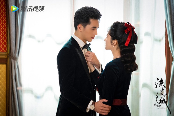 陸劇9對「男強女強雙A」CP組！《嫣語賦》互相套路好甜，《流光之城》高智商過招帥炸