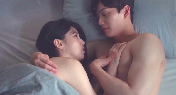 Netflix引熱議的「羞羞情節」！《解禁男女》綑綁吻、《以吾之名》韓素希「裸背吻」尺度都不算最大