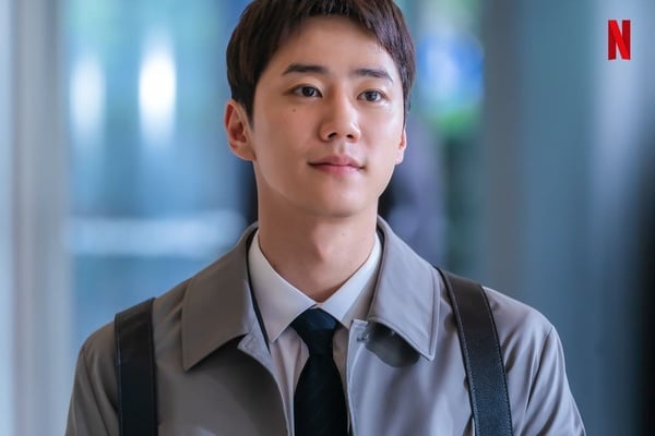 關於《解禁男女》李濬榮的6件事！曾獲選秀冠軍，被《D.P》導演讚：「是很好的演員」！