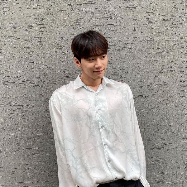 關於《解禁男女》李濬榮的6件事！曾獲選秀冠軍，被《D.P》導演讚：「是很好的演員」！