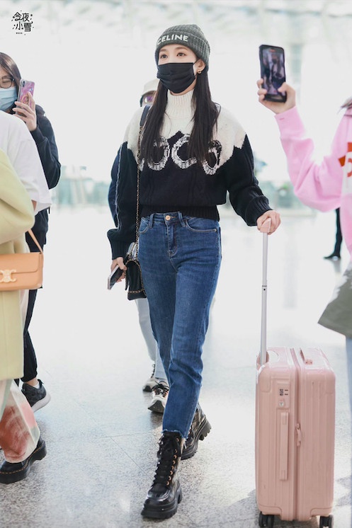 陸劇明星撞衫2：李一桐vs Jennie