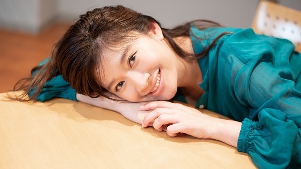 關於《金魚妻》篠原涼子的五件事！女子偶像團體出身，《anego》奠定「日劇女王」地位