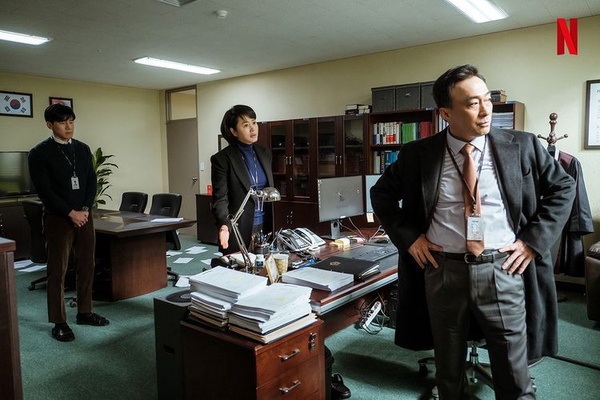《少年法庭》實力派主配角！金惠秀媽媽「欠債13億」要她還，金武烈老婆是《擁月》的她