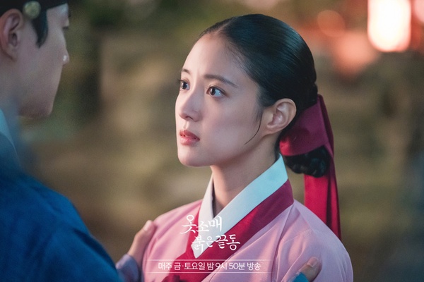 韓星特別的「出道原因」!李世榮爸媽「怕她被綁架」、《氣象廳的人們》宋江因《鐵達尼號》,他最特別!