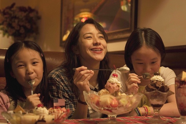 Netflix 3月片單：《美國女孩》