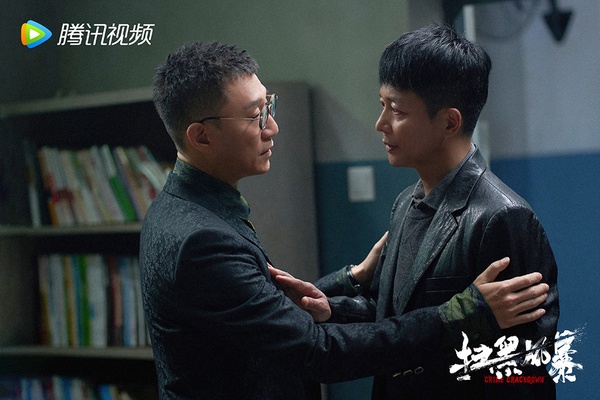 2021陸劇「最低棄劇率」榜單9：《掃黑風暴》