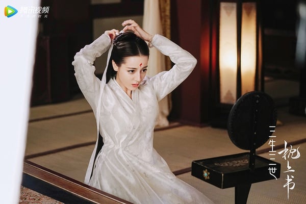 網路提及量最高「古裝美人」TOP 5：迪麗熱巴 飾演《三生三世枕上書》白鳳九