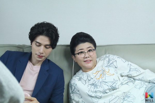 關於《我們的藍調》李姃垠6件事！韓劇「國民媽媽」、演什麼像什麼，出道28年才爆紅！