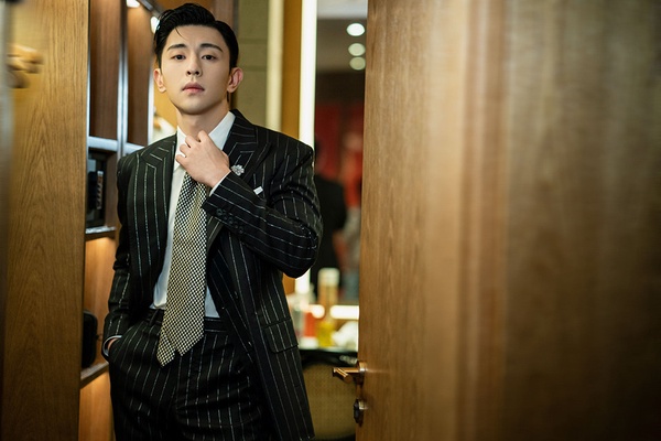陸劇男星「影視實績」總榜TOP 5:鄧倫《香蜜沉沉燼如霜》均集播放量3.27億