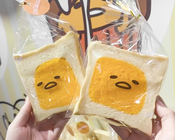 台北「蛋黃哥快閃店」期間限定！10元蛋黃哥生吐司超欠買，蛋黃哥漢堡、霜淇淋也有
