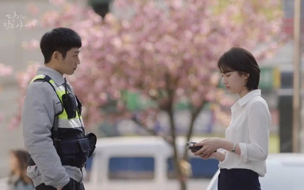 10位韓劇警察男神盤點！《警校菜鳥》姜丹尼爾帥到犯規，他從扒手變警察反轉魅力無敵