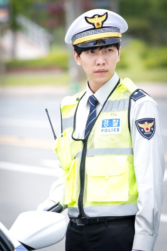 10位韓劇警察男神盤點！《警校菜鳥》姜丹尼爾帥到犯規，他從扒手變警察反轉魅力無敵