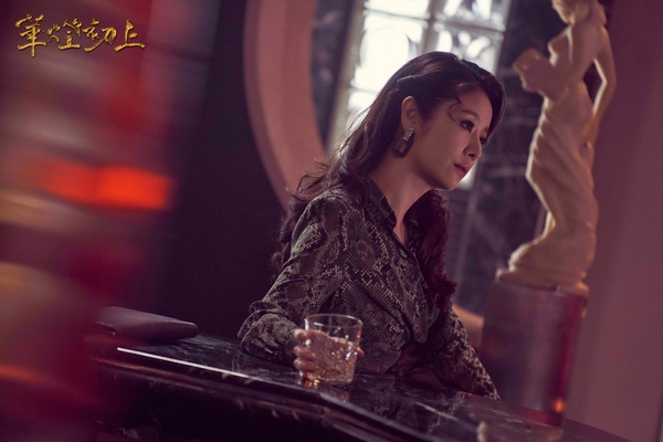 Netflix《華燈初上3》他們的悲劇命運都源自「家庭」!「你怎麼不去死」阿季&蘿絲都從家裡得不到愛
