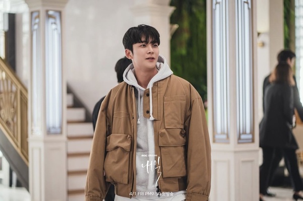 Netflix 4月新上架片單!申敏兒&金宇彬《我們的藍調》、朴海秀&朴珍榮《夜叉》必追
