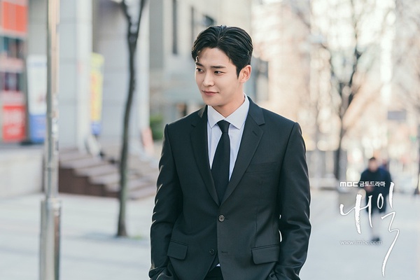 Netflix《還有明天》首播收視達10%！路雲&金喜善聯手挽救輕生者，陰間使者顏值太高
