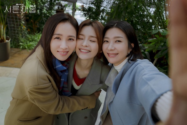近期熱播韓劇話題度TOP10:《婚詞離曲3》2.14%