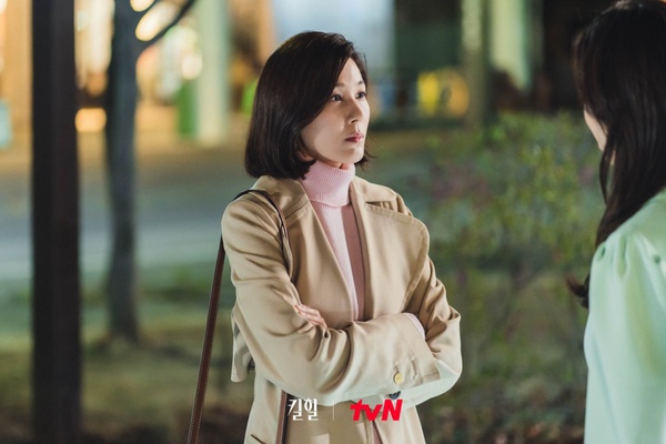 近期韓劇話題度TOP10！《明天》第四、《出走日記》贏《Again My Life》，冠軍不負眾望