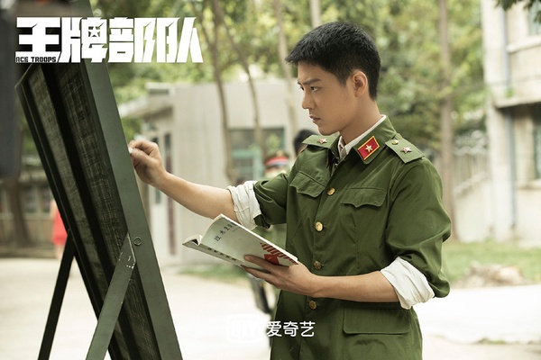 2022第一季「最高熱度」陸劇角色TOP 3:肖戰 飾演《王牌部隊》顧一野