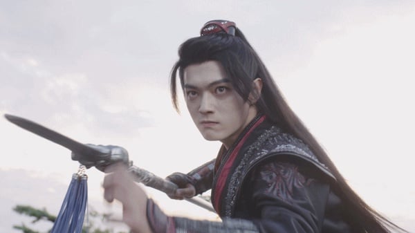 古裝劇9位男星「打戲」！楊洋《且試天下》轉扇帥炸，鄭業成《祝卿好》轉刀帥到沒天理