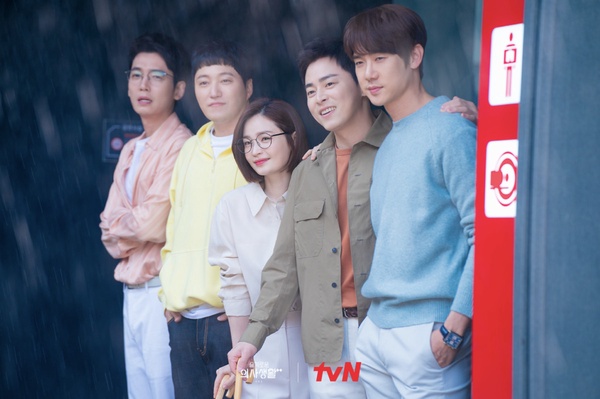 觀眾最愛「收視10%以上的tvN韓劇」TOP10:《機智牢房生活》