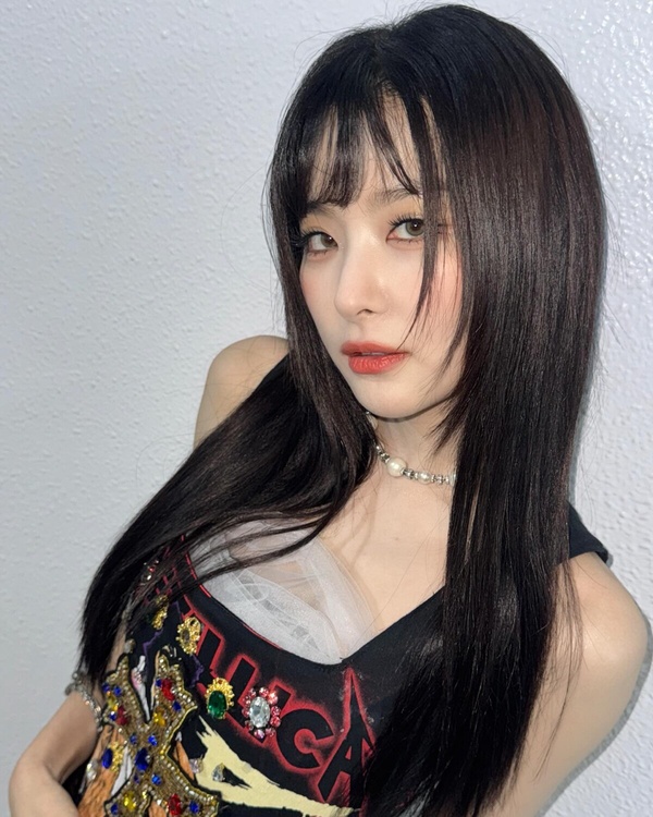 網議「女粉比男粉多」的女星！IU、金泰梨、韓韶禧超容易圈女粉，「這位」男女通殺