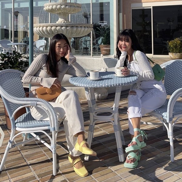 2022春夏涼鞋推薦Top 8！小CK、D+AF冰淇淋色美鞋太夢幻，這款精品涼鞋女星最愛