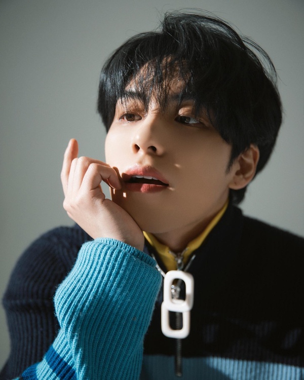 韓網熱議「JYP星探喜好」：安孝燮、朴栖含，和GOT7 的這兩位都是「端莊美男相」！