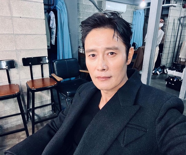 關於《藍調》李炳憲的8件事！影帝獎拿到手軟，桃色風波重創事業，憑演技再度站上頂端