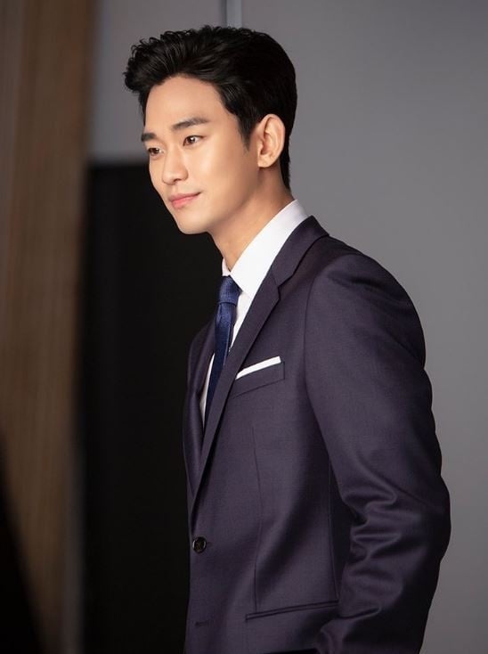 超年輕就「奪下視帝」的男神！李俊昊32歲奪視帝，趙寅成23歲、金秀賢24歲，孔劉好意外