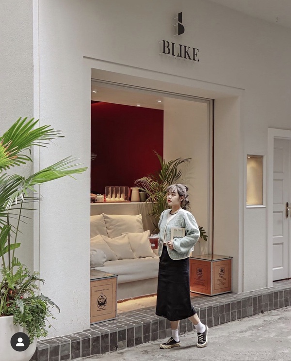 奶茶控快收名單！台中BLIKE奶茶專門店新開幕，白建築＋綠植栽打造小清邁超好拍！